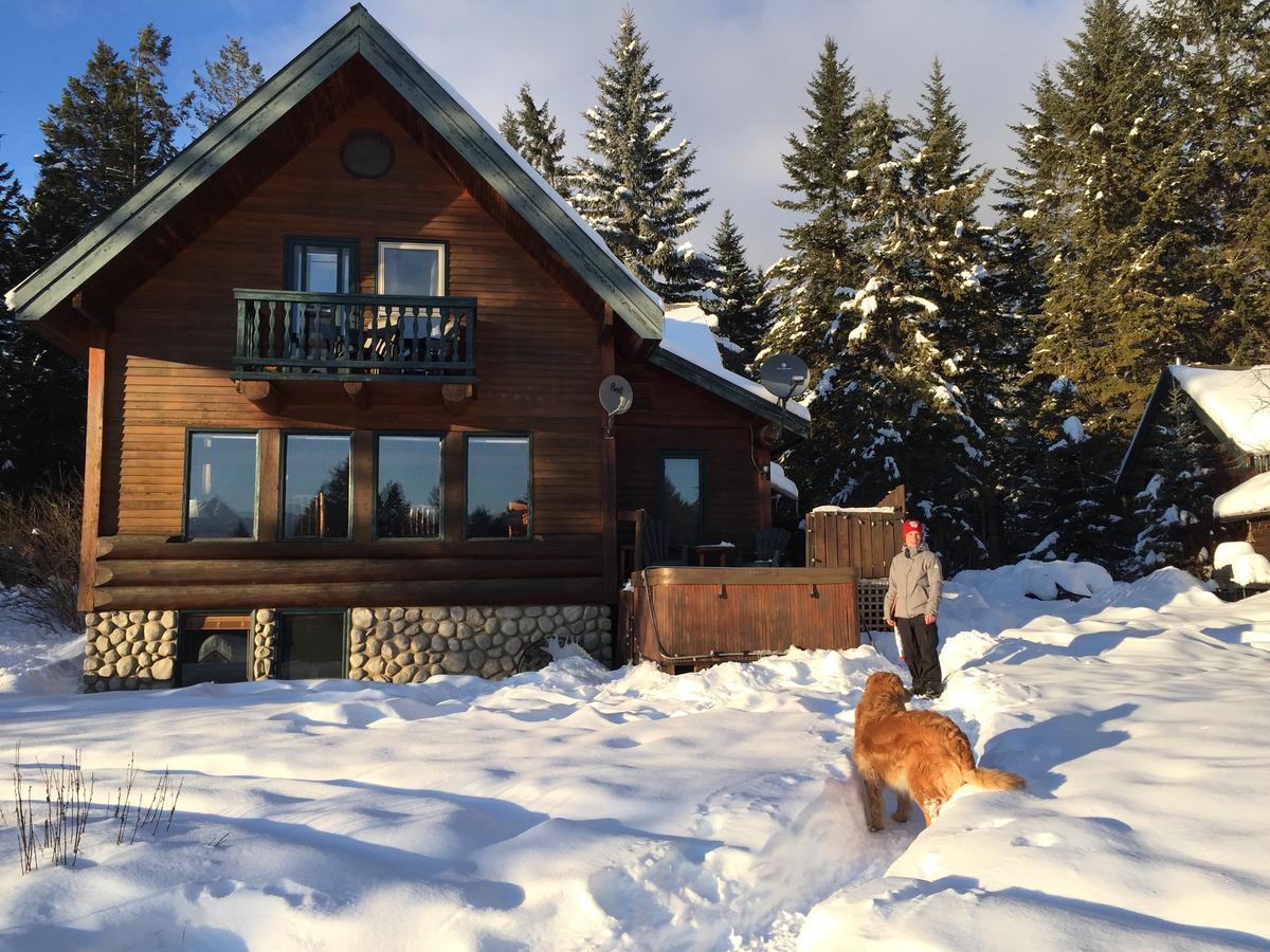 Kicking Horse Canyon Guest House Golden Exterior foto