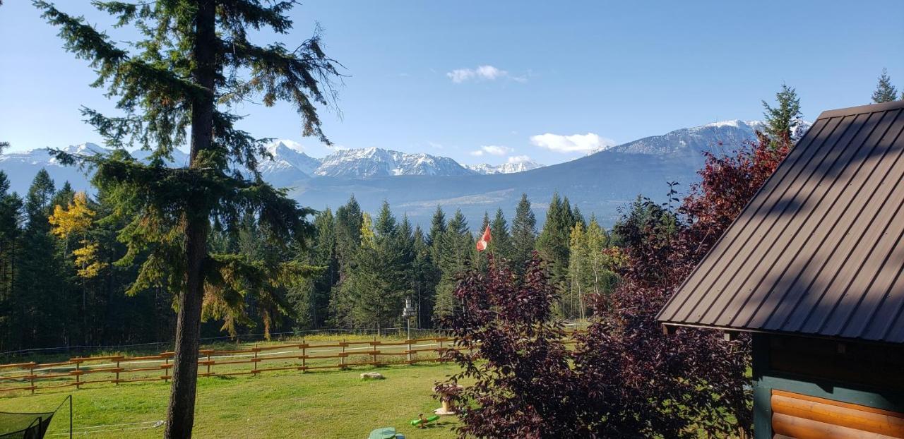 Kicking Horse Canyon Guest House Golden Exterior foto